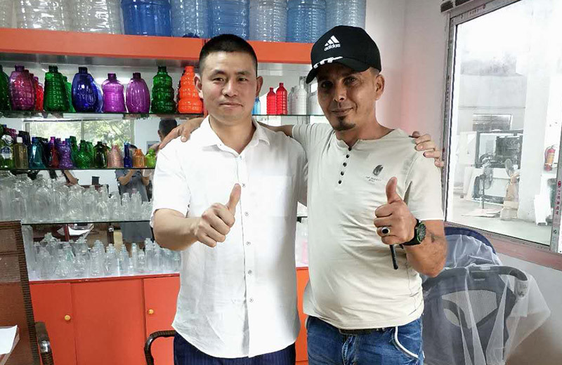 20180611- Signing contract wit...